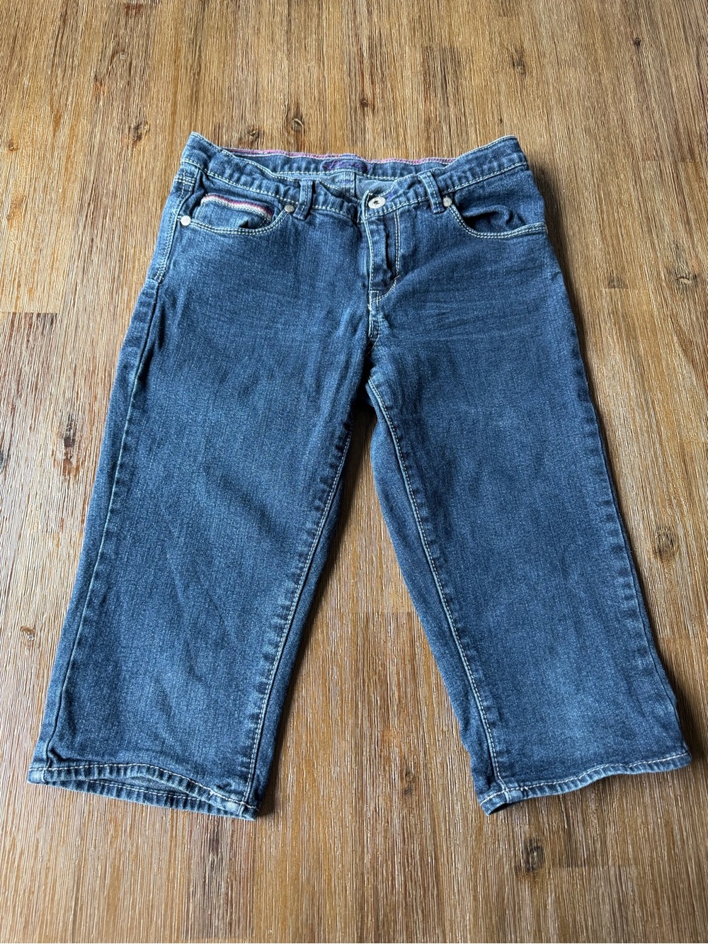 2/24$ Levi's Girls Blue Denim Capri Pants Jeans size 14